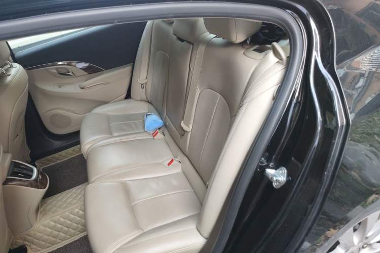Used Buick LaCrosse 2013 2.4L SIDI Leading Comfort Version Left Rear Seat