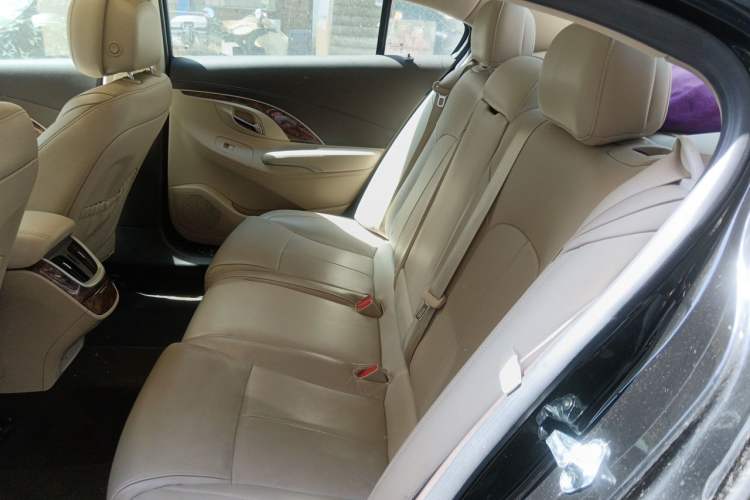 Used Buick LaCrosse 2013 2.4L SIDI Leading Comfort Version Left Rear Seat