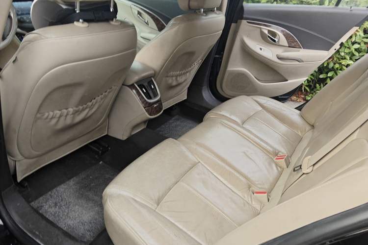 Used Buick LaCrosse 2013 2.4L SIDI Elite Comfort Version Left Rear Seat