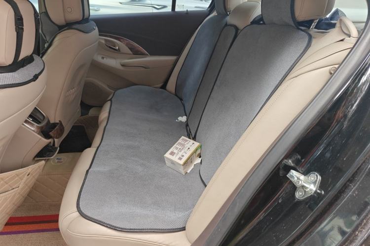 Used Buick LaCrosse 2013 2.4L SIDI Elite Comfort Version Left Rear Seat