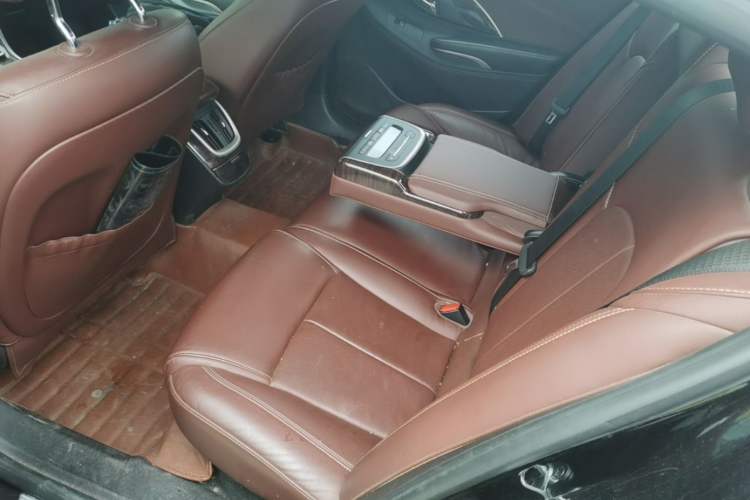 Used Buick LaCrosse 2013 2.4L SIDI Elite Comfort Version Left Rear Seat