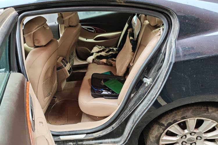 Used Buick LaCrosse 2013 2.4L SIDI Elite Comfort Version Left Rear Seat