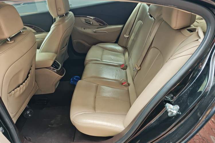 Used Buick LaCrosse 2013 2.4L SIDI Leading Comfort Version Left Rear Seat