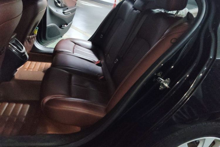 Used Buick LaCrosse 2013 2.4L SIDI Elite Comfort Version Left Rear Seat