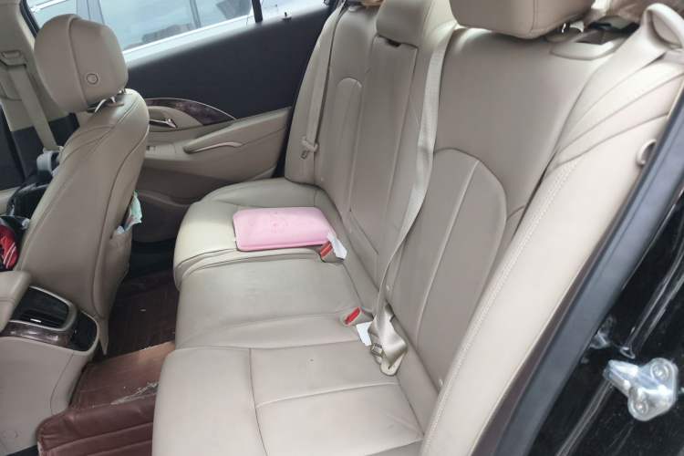 Used Buick LaCrosse 2013 2.4L SIDI Leading Comfort Version Left Rear Seat