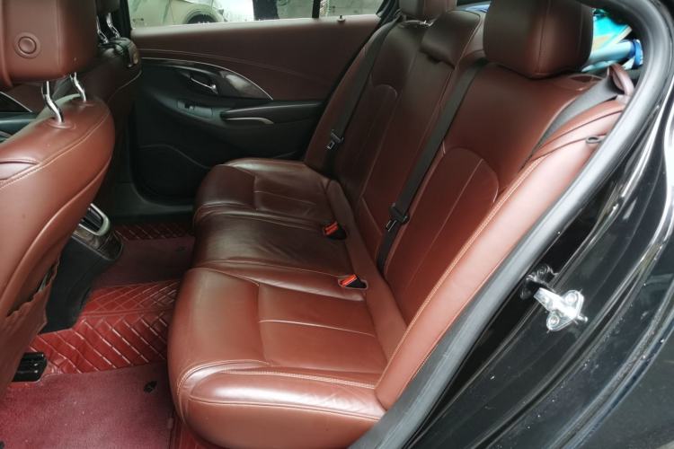 Used Buick LaCrosse 2013 2.4L SIDI Elite Comfort Version Left Rear Seat