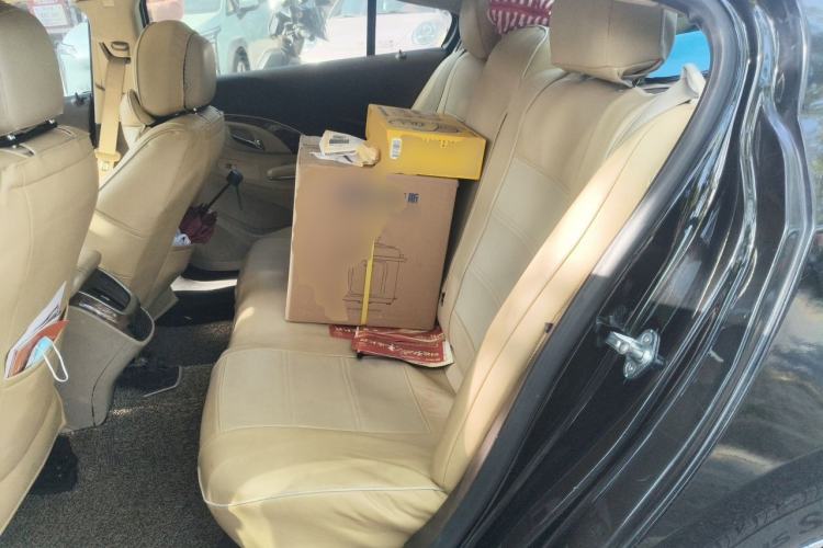 Used Buick LaCrosse 2013 2.4L SIDI Leading Comfort Version Left Rear Seat