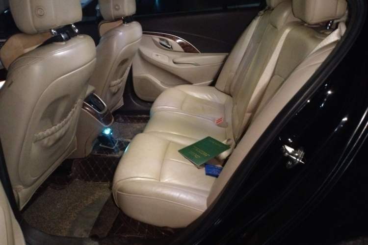 Used Buick LaCrosse 2013 2.4L SIDI Leading Comfort Version Left Rear Seat