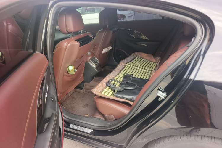 Used Buick LaCrosse 2013 3.0L SIDI V6 Smart Luxury Flagship Model Left Rear Seat