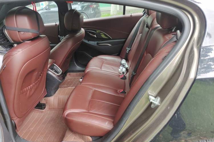 Used Buick LaCrosse 2013 2.0T SIDI Elite Tech Version Left Rear Seat