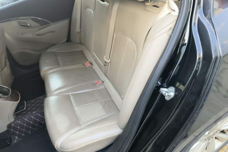 Used Buick LaCrosse 2013 2.4L SIDI Luxury Comfort Edition Left Rear Seat
