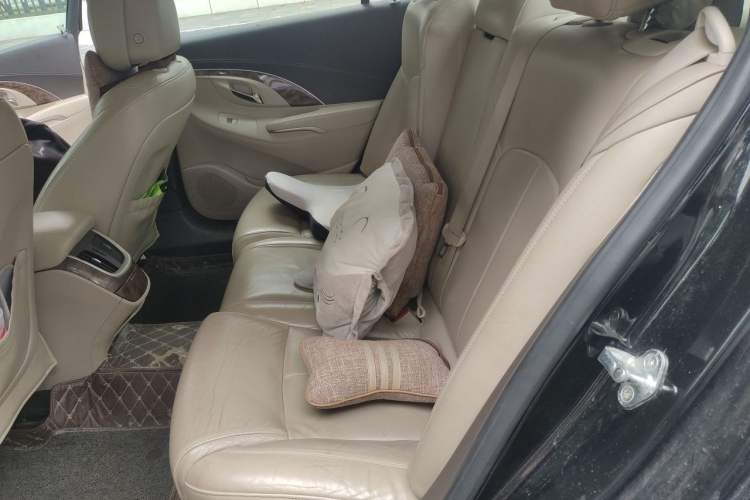 Used Buick LaCrosse 2013 2.4L SIDI Leading Comfort Version Left Rear Seat