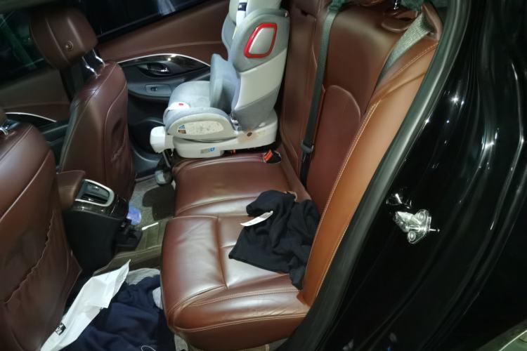 Used Buick LaCrosse 2013 2.4L SIDI Elite Comfort Version Left Rear Seat