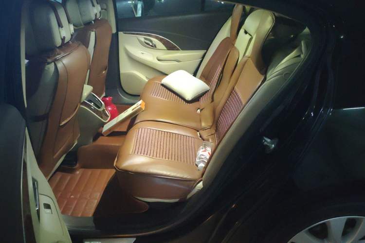 Used Buick LaCrosse 2013 2.4L SIDI Leading Comfort Version Left Rear Seat