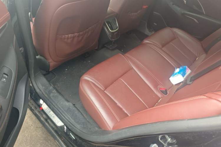 Used Buick LaCrosse 2013 2.4L SIDI Luxury Comfort Edition Left Rear Seat