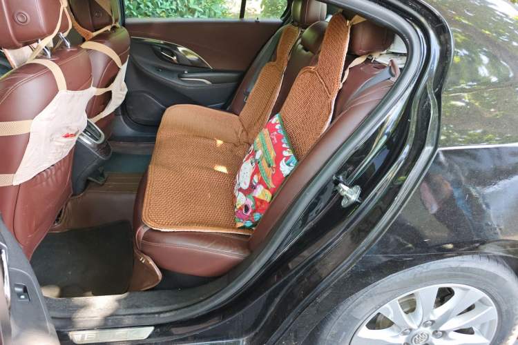 Used Buick LaCrosse 2013 2.0T SIDI Elite Tech Version Left Rear Seat
