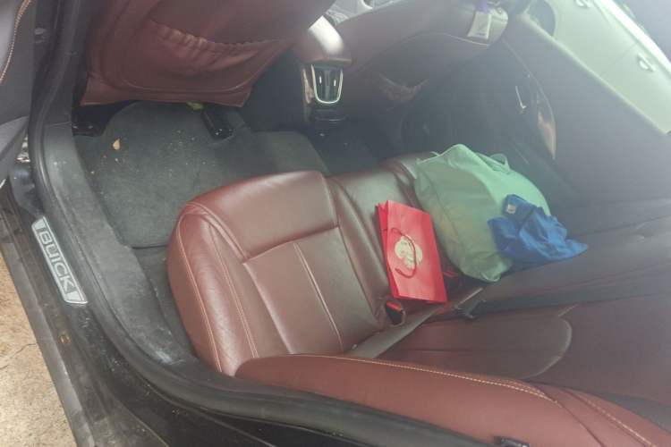 Used Buick LaCrosse 2013 2.0T SIDI Smart Luxury Flagship Edition Left Rear Seat