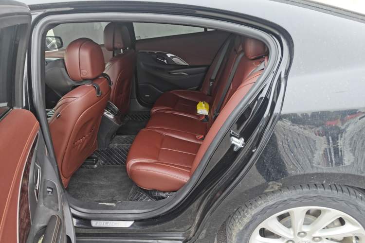Used Buick LaCrosse 2013 2.4L SIDI Luxury Comfort Edition Left Rear Seat