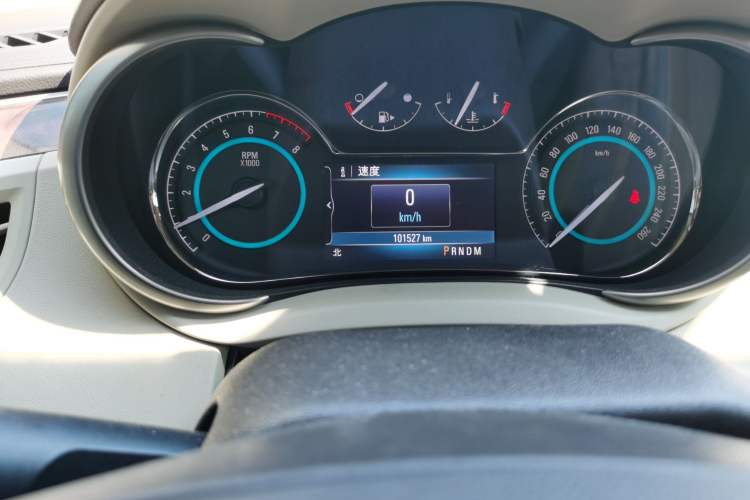 Used Buick LaCrosse 2013 2.4L SIDI Elite Comfort Version Odometer Close Up
