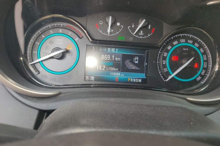 Used Buick LaCrosse 2013 2.4L SIDI Elite Comfort Version Odometer Close Up