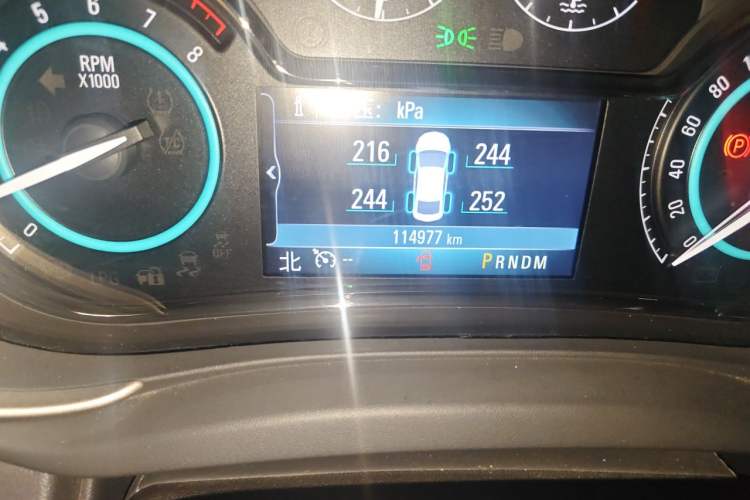 Used Buick LaCrosse 2013 2.4L SIDI Elite Comfort Version Odometer Close Up