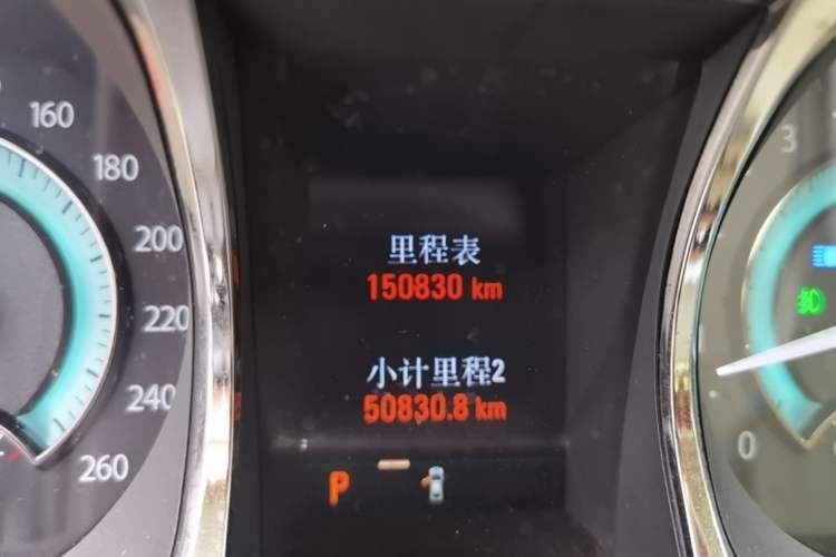 Used Buick LaCrosse 2013 2.4L SIDI Elite Comfort Version Odometer Close Up