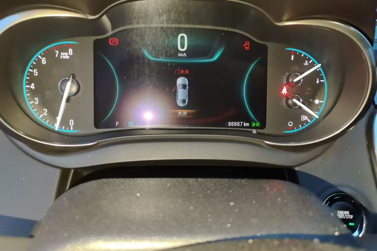 Used Buick LaCrosse 2013 2.4L SIDI Luxury Comfort Edition Odometer Close Up