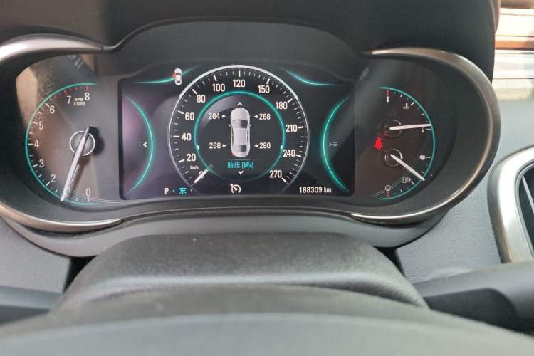 Used Buick LaCrosse 2013 2.4L SIDI Luxury Comfort Edition Odometer Close Up