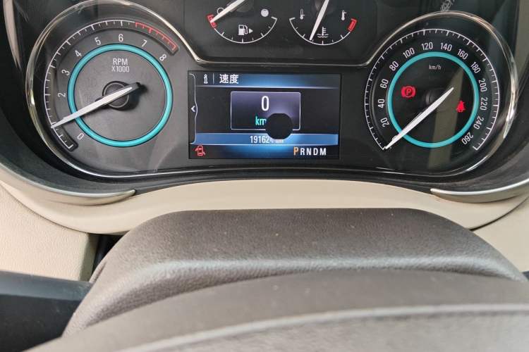 Used Buick LaCrosse 2013 2.4L SIDI Elite Comfort Version Odometer Close Up