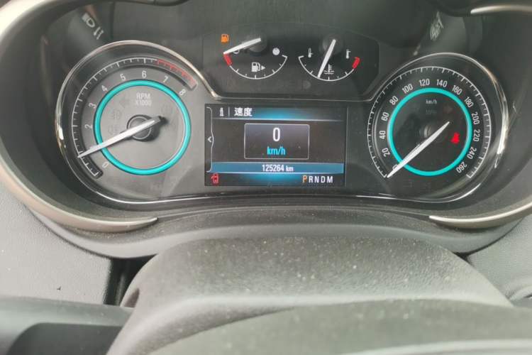 Used Buick LaCrosse 2013 2.4L SIDI Elite Comfort Version Odometer Close Up