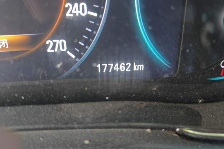 Used Buick LaCrosse 2013 2.0T SIDI Smart Luxury Flagship Edition Odometer Close Up