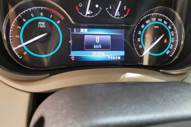 Used Buick LaCrosse 2013 2.4L SIDI Elite Comfort Version Odometer Close Up