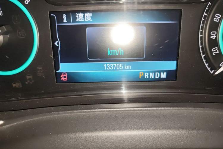 Used Buick LaCrosse 2013 2.4L SIDI Elite Comfort Version Odometer Close Up
