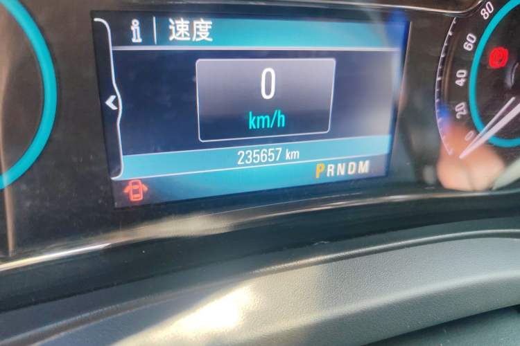 Used Buick LaCrosse 2013 2.4L SIDI Elite Comfort Version Odometer Close Up