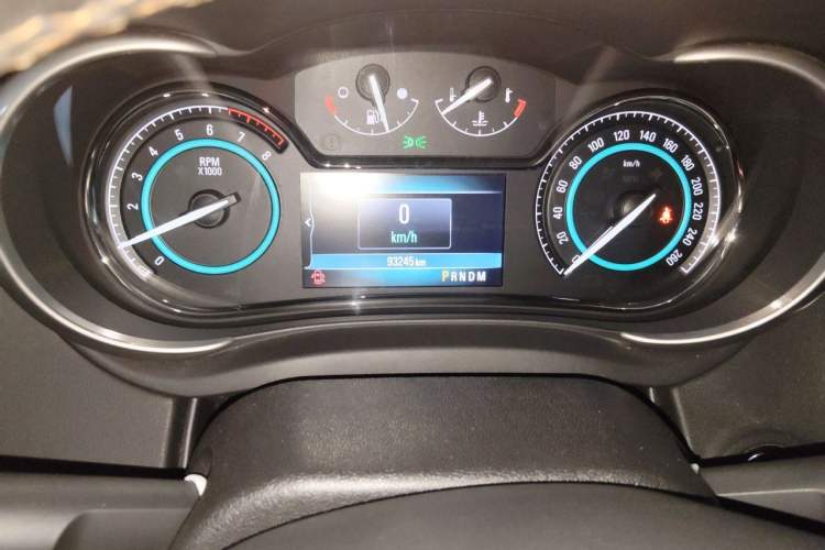 Used Buick LaCrosse 2013 2.4L SIDI Elite Comfort Version Odometer Close Up