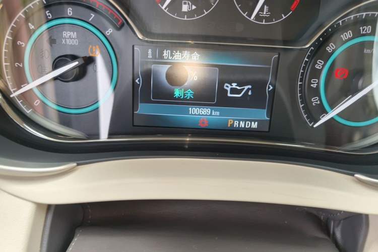 Used Buick LaCrosse 2013 2.4L SIDI Leading Comfort Version Odometer Close Up