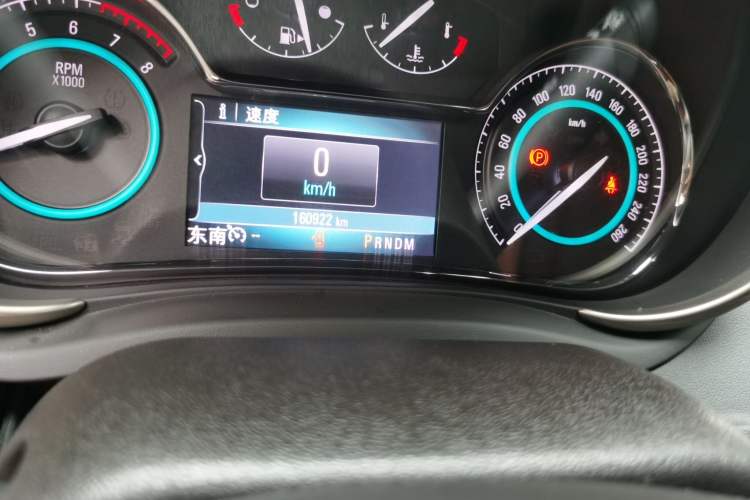 Used Buick LaCrosse 2013 2.4L SIDI Elite Comfort Version Odometer Close Up