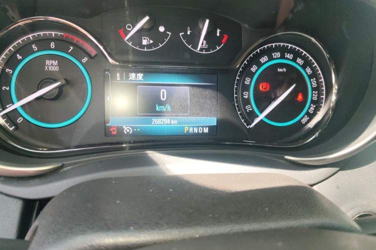 Used Buick LaCrosse 2013 2.4L SIDI Elite Comfort Version Odometer Close Up