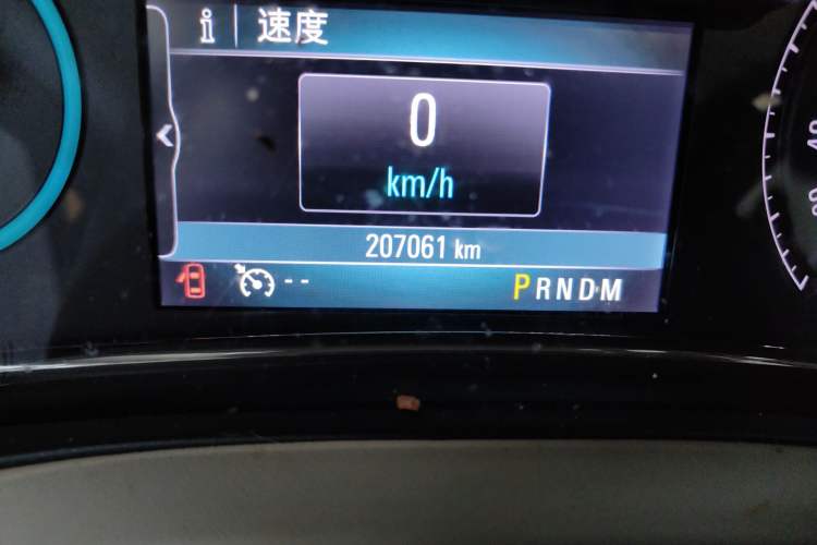 Used Buick LaCrosse 2013 2.4L SIDI Leading Comfort Version Odometer Close Up