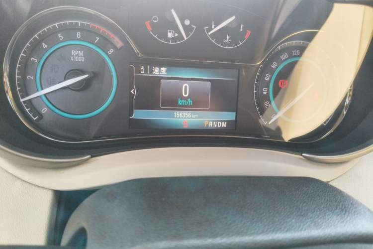 Used Buick LaCrosse 2013 2.4L SIDI Leading Comfort Version Odometer Close Up