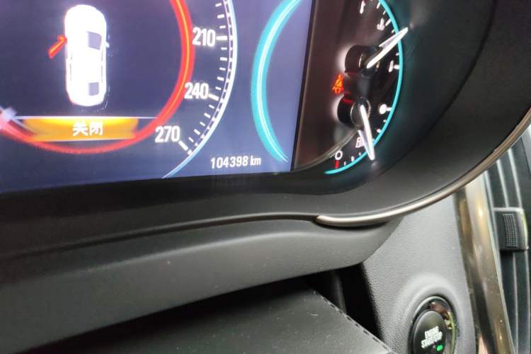 Used Buick LaCrosse 2013 2.4L SIDI Luxury Comfort Edition Odometer Close Up