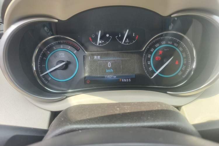 Used Buick LaCrosse 2013 2.0T SIDI Elite Tech Version Odometer Close Up