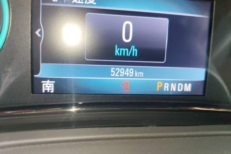 Used Buick LaCrosse 2013 2.4L SIDI Elite Comfort Version Odometer Close Up