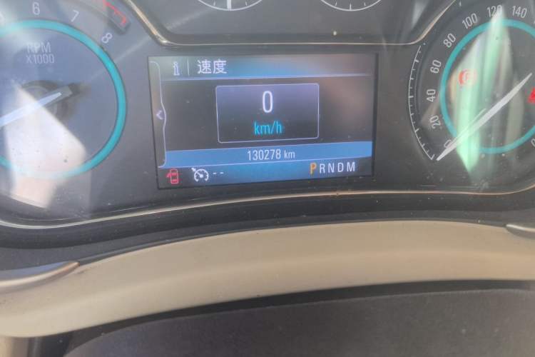 Used Buick LaCrosse 2013 2.4L SIDI Leading Comfort Version Odometer Close Up