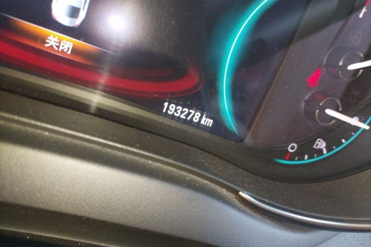 Used Buick LaCrosse 2013 2.0T SIDI Smart Luxury Flagship Edition Odometer Close Up