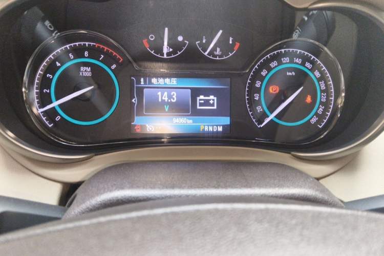 Used Buick LaCrosse 2013 2.4L SIDI Leading Comfort Version Odometer Close Up