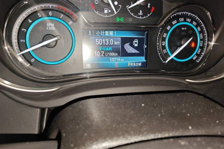 Used Buick LaCrosse 2013 2.4L SIDI Elite Comfort Version Odometer Close Up