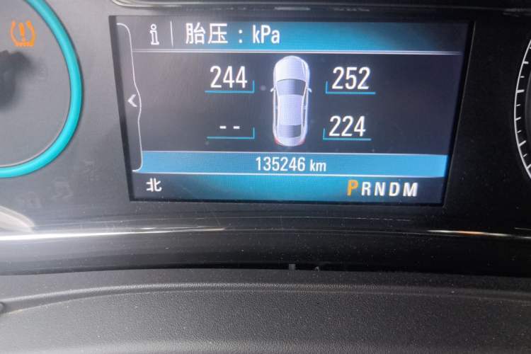 Used Buick LaCrosse 2013 2.4L SIDI Leading Comfort Version Odometer Close Up