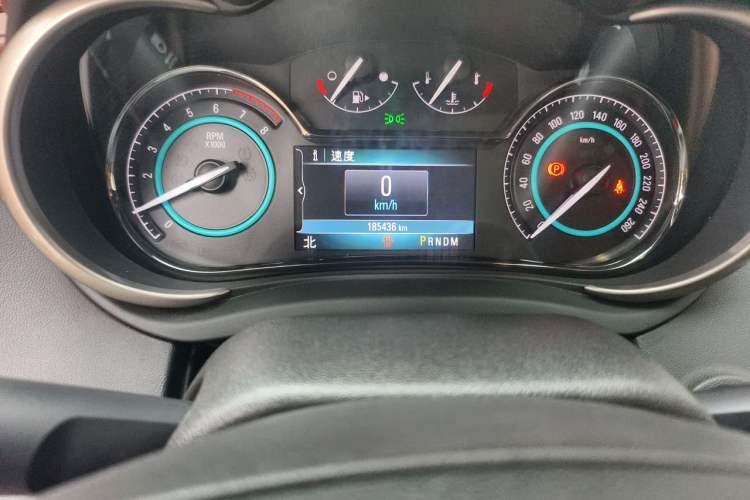 Used Buick LaCrosse 2013 2.4L SIDI Elite Comfort Version Odometer Close Up