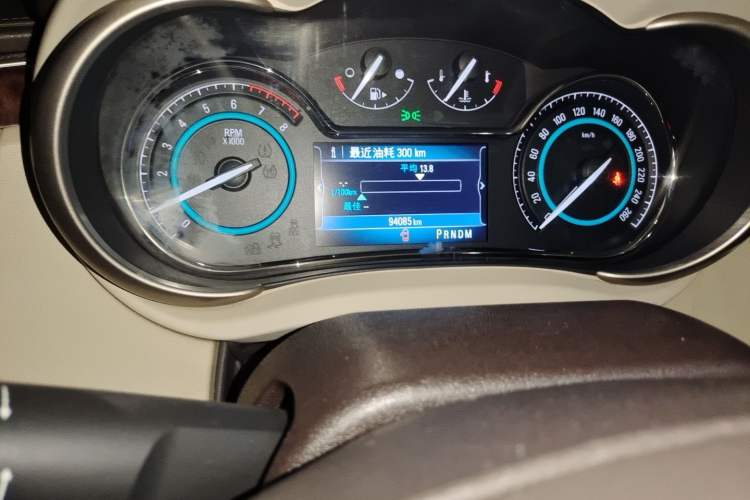 Used Buick LaCrosse 2013 2.4L SIDI Leading Comfort Version Odometer Close Up